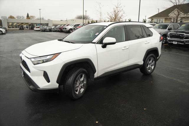 2022 toyota rav4 xle
