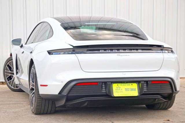 2022 porsche taycan w/ premium package