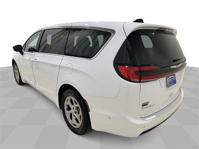 2024 chrysler pacifica limited
