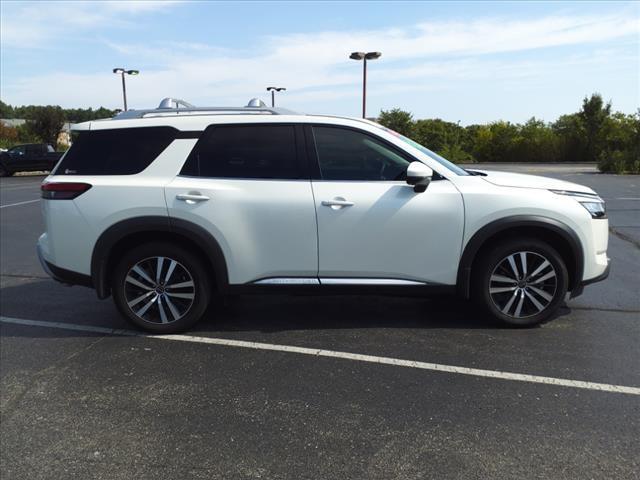 2023 nissan pathfinder platinum