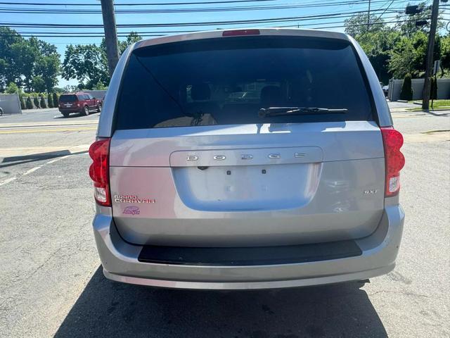 2020 dodge grand caravan sxt