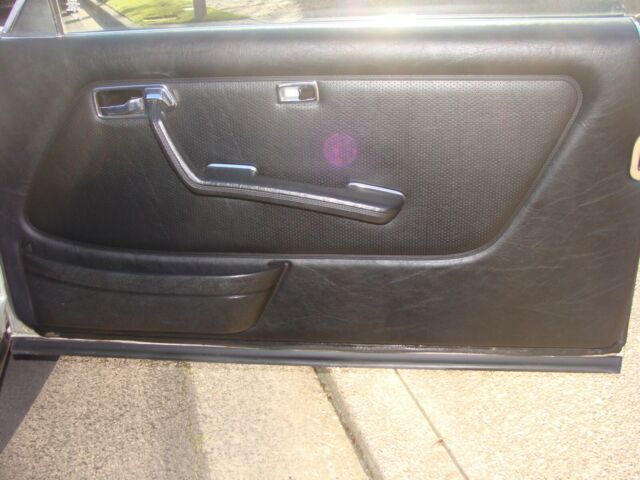 1980 mercedes -benz 300-series 2 door pillar less coupe , all original