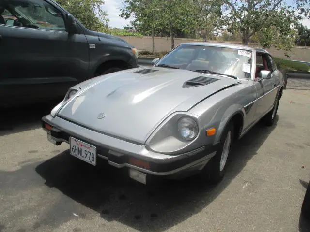 1982 datsun 280zx 2+2 t-top all options collector item "no reserve auction"