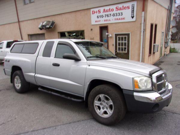 2005 dodge dakota in emerald, pennsylvania