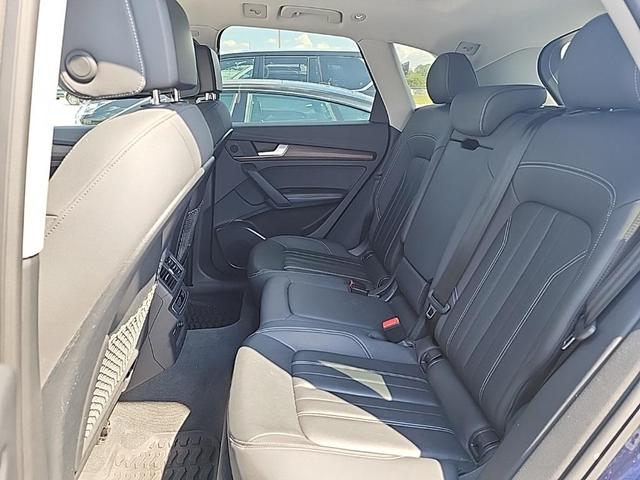 2021 audi q5 40 premium plus