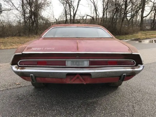 1970 dodge challenger r/t plum crazy 4-speed