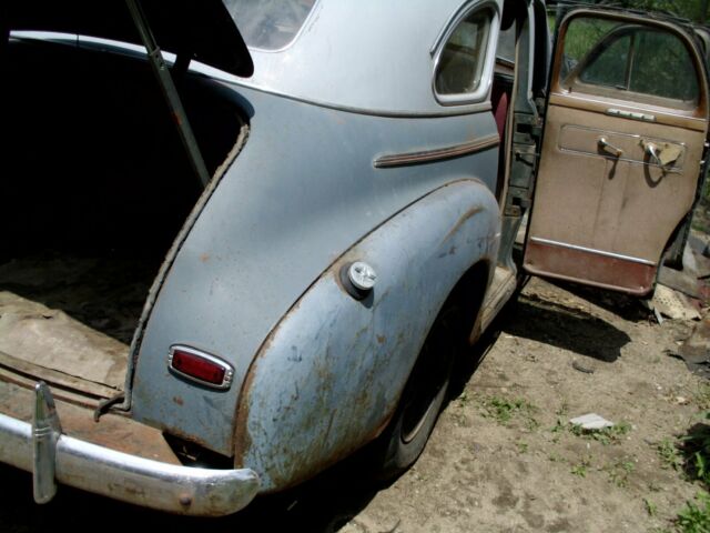 1941 4 door deluxe sedan chevy chevrolet classic collector vehicle car