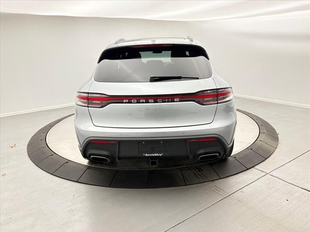 2024 porsche macan