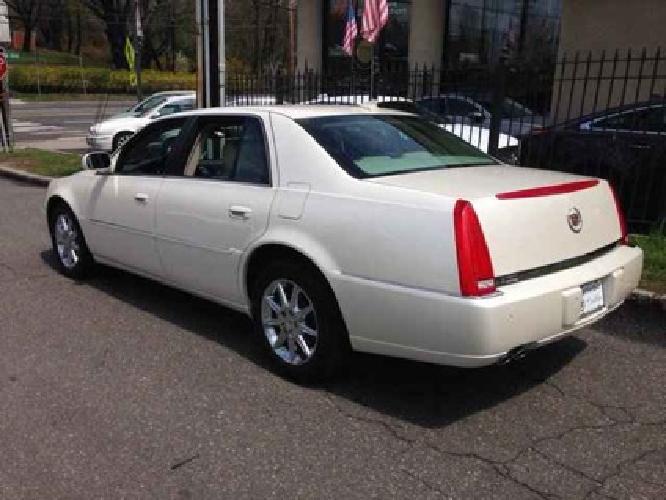 2011 cadillac dts luxury collection in great neck, ny