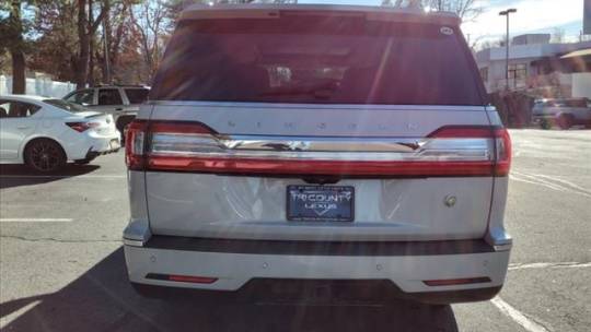 2021 lincoln navigator reserve