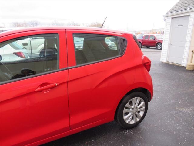 2016 chevrolet spark 1lt