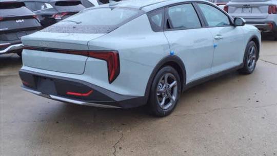 2025 Kia K4