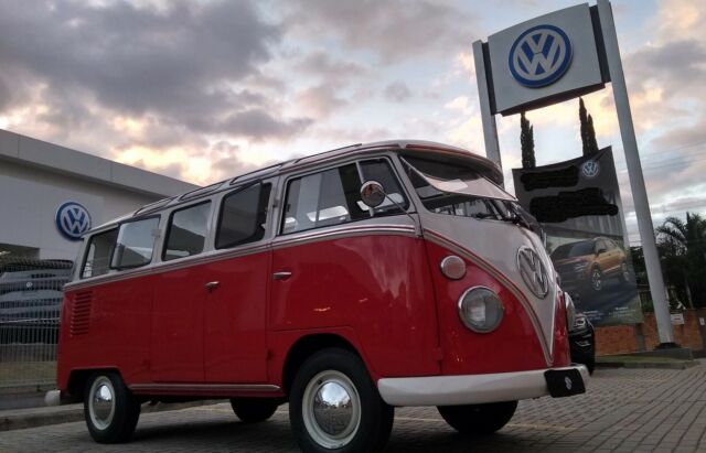 1974 volskwagen bus deluxe 23 windows samba tribute