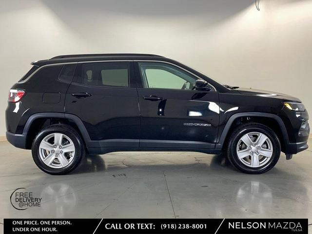 2022 jeep compass latitude