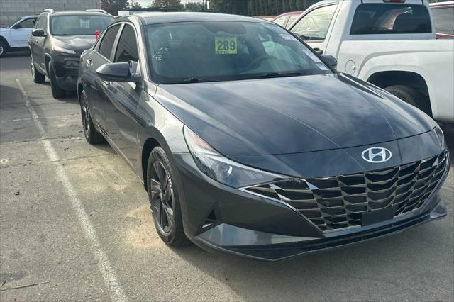 2022 hyundai elantra sel