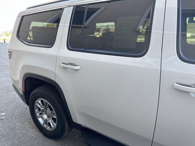 2022 jeep wagoneer series i