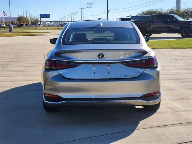 2021 lexus es 250 250
