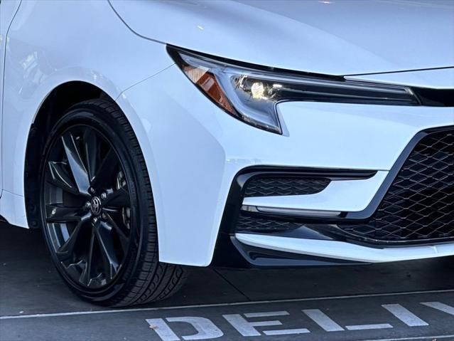 2024 toyota corolla hybrid le