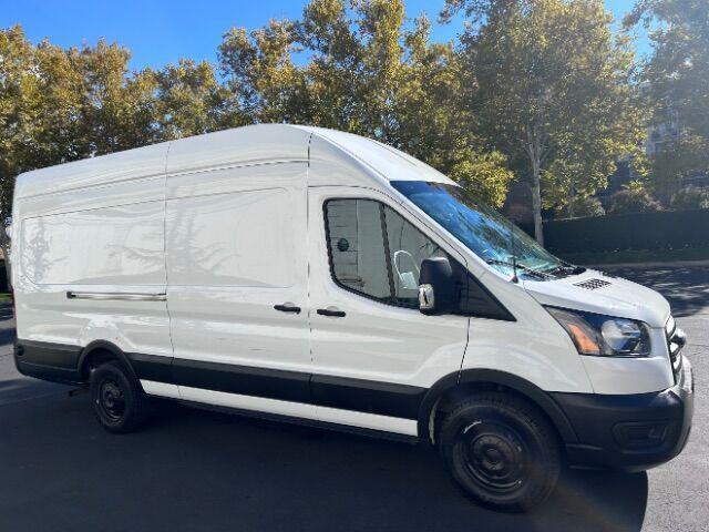 2020 ford transit-250 base