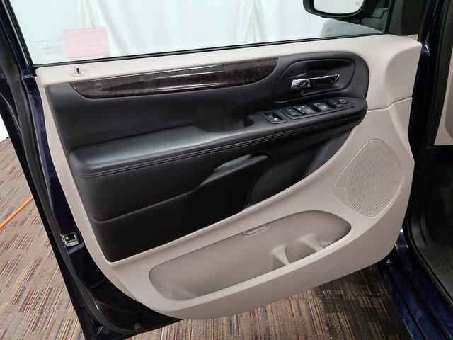 used 2014 dodge grand caravan american value package hutchinson, ks 67502 for sale in hutchinson, kansas