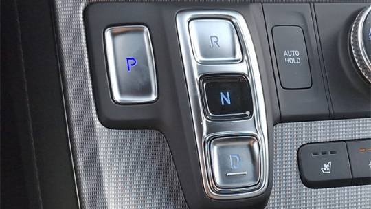 2025 Hyundai se