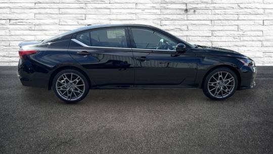 2023 Nissan Altima 2.0 sr