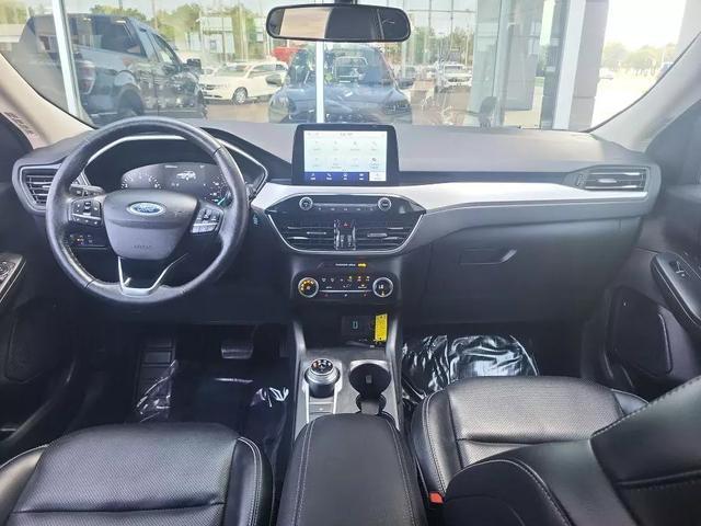 2020 ford escape sel