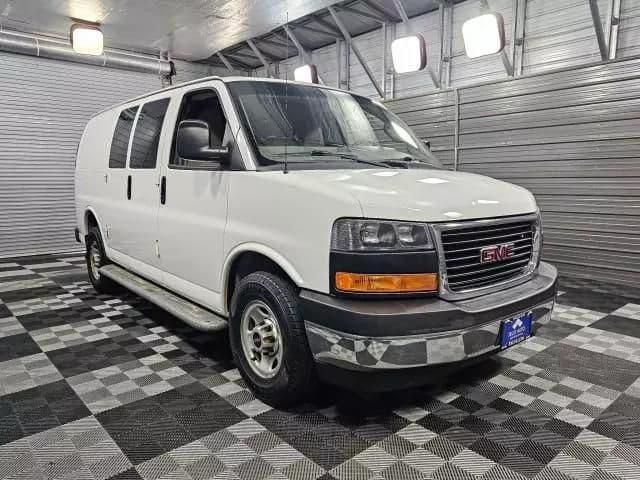 2017 gmc savana 2500 cargo van 3d in carrolltowne, maryland