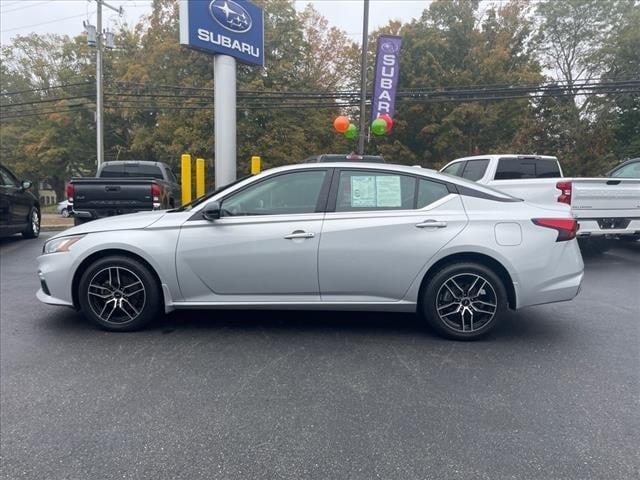 2021 nissan altima 2.5 sr