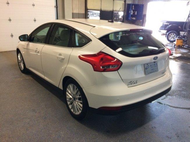 2015 ford focus titanium hatchback for sale in bismarck, north dakota