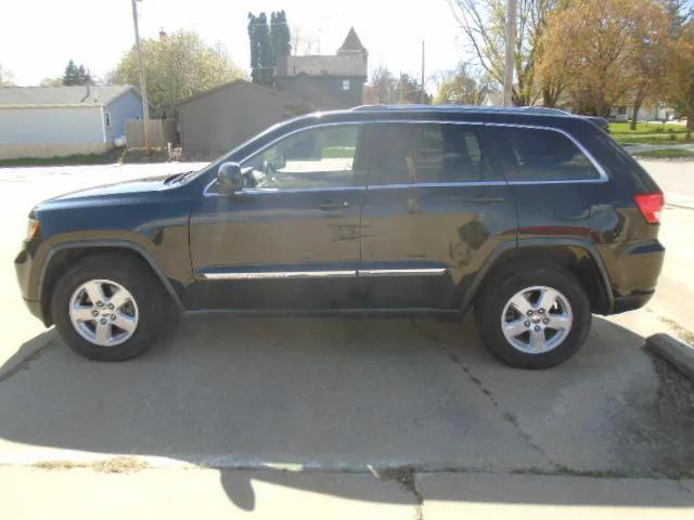 2011 jeep grand cherokee laredo