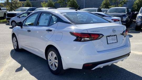 2024 Nissan Versa 1.6 s