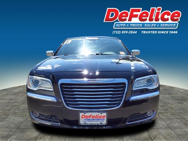 2013 chrysler 300 s