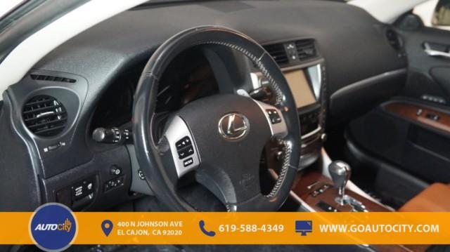 2015 lexus is 250c base