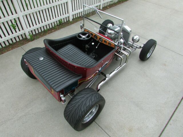 1923 ford t-bucket roadster / show car / custom graphic paint / abundant chrome