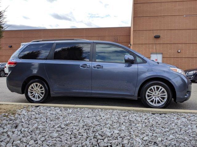 used 2013 toyota sienna xle memphis, tn 38125 for sale in memphis, tennessee