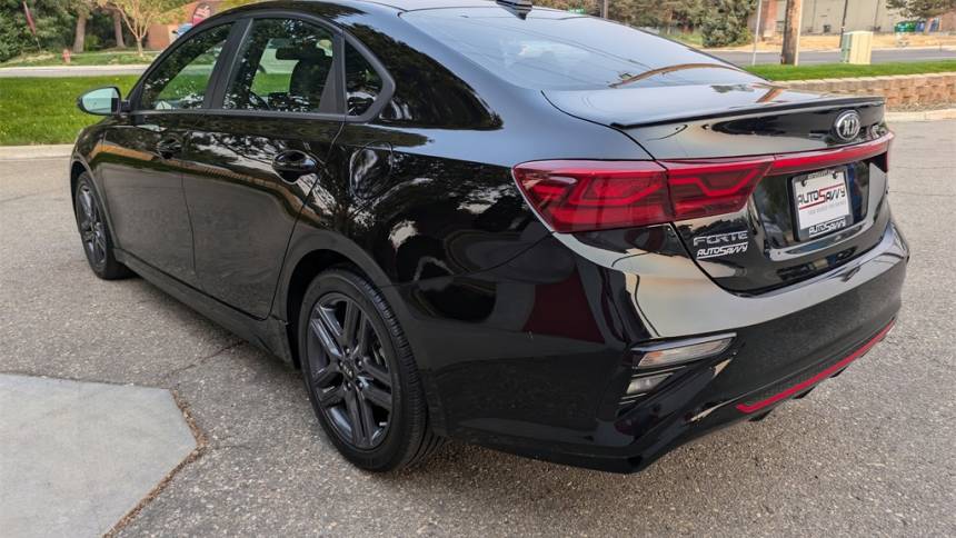 2021 kia forte gt-line