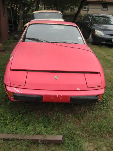 1977 red porsche 924 no reserve!