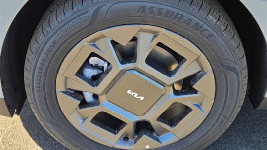 2025 Kia Carnival