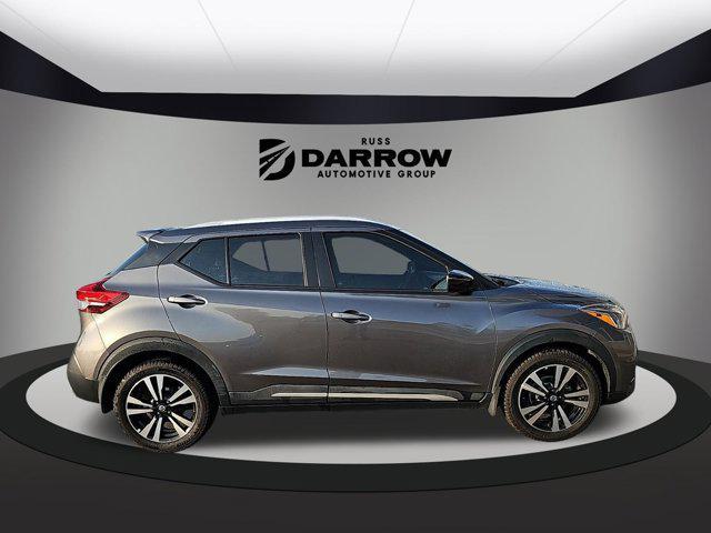 2018 nissan kicks sr
