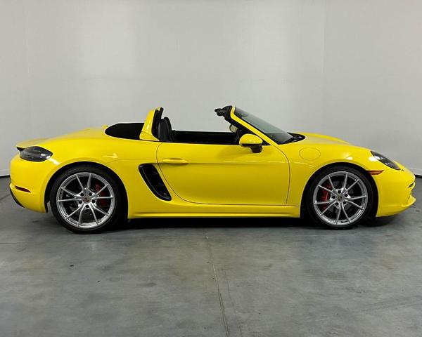 2024 porsche 718 boxster s