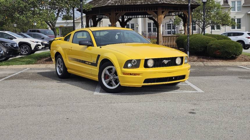 2005 ford mustang