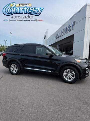 2022 ford explorer xlt