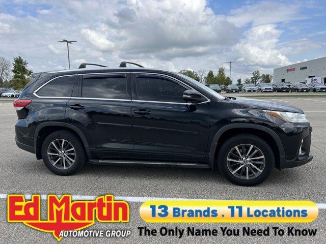 2017 toyota highlander se