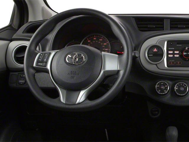 2013 toyota yaris le