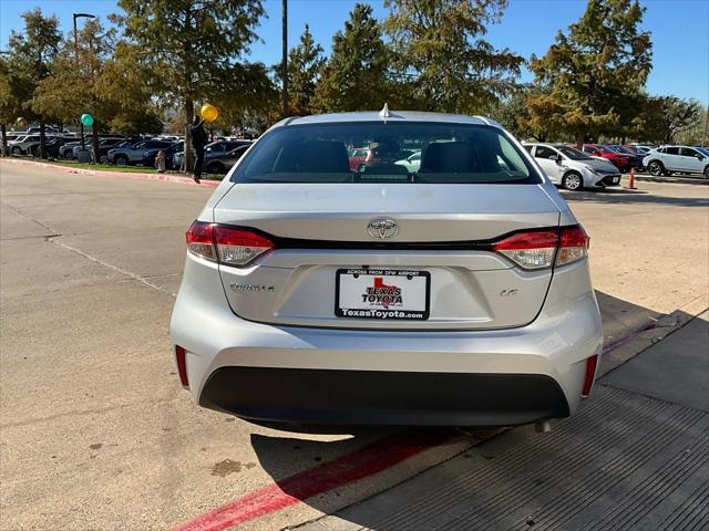 2023 toyota corolla le