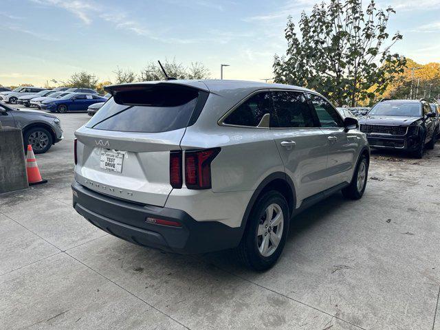 2022 kia sorento lx