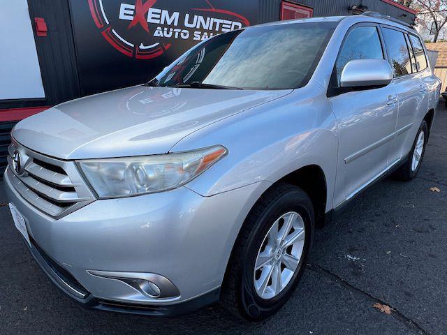 2011 toyota highlander se