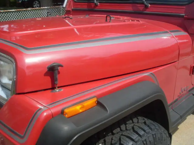 1988 jeep wrangler laredo low miles/ clean