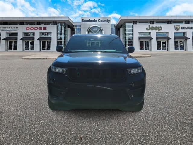 2023 jeep grand cherokee altitude